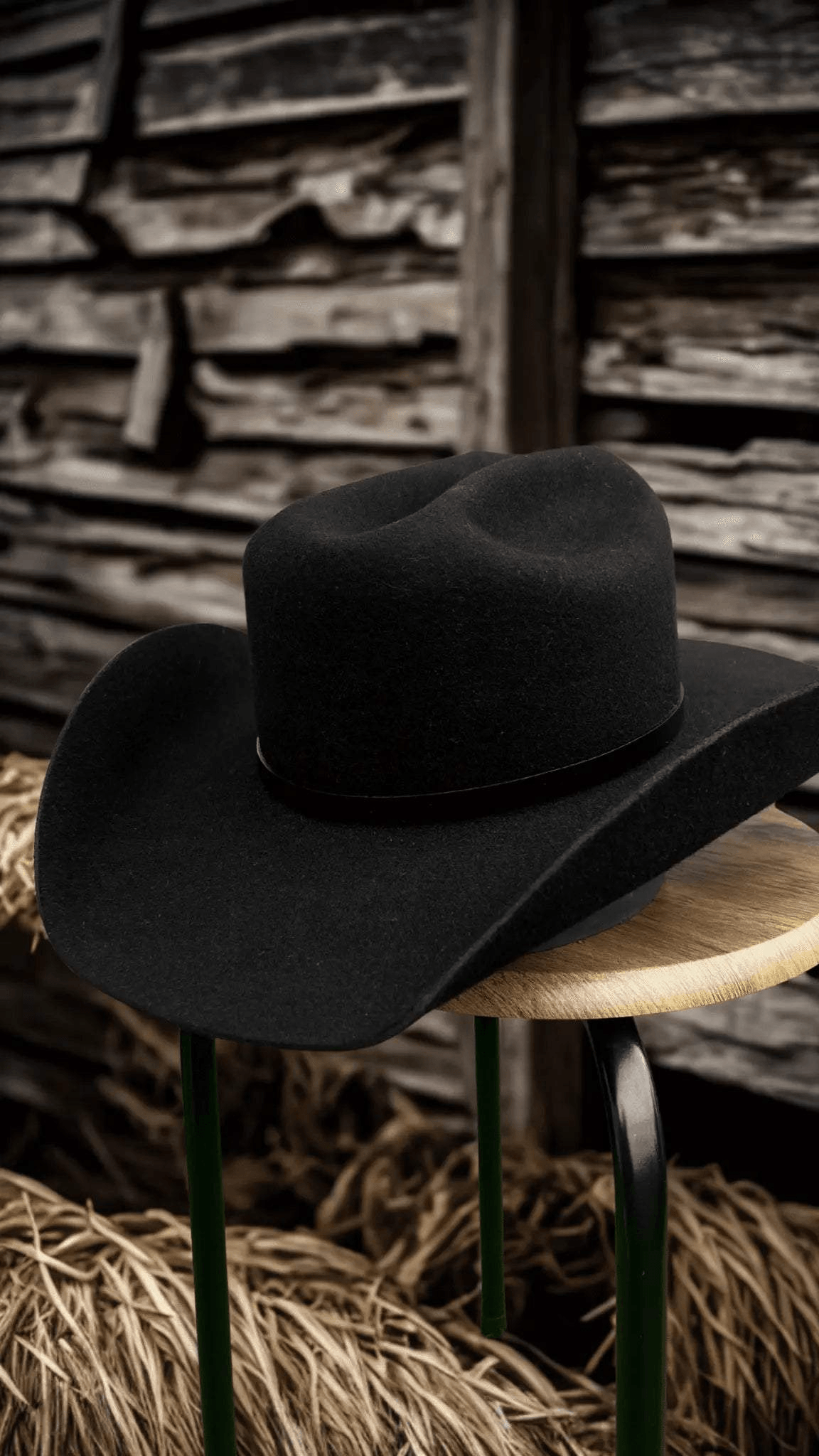 Chapeau noir Blackstone 9X de Wilder Hat Co. avec large bord, en feutre, style élégant pour homme