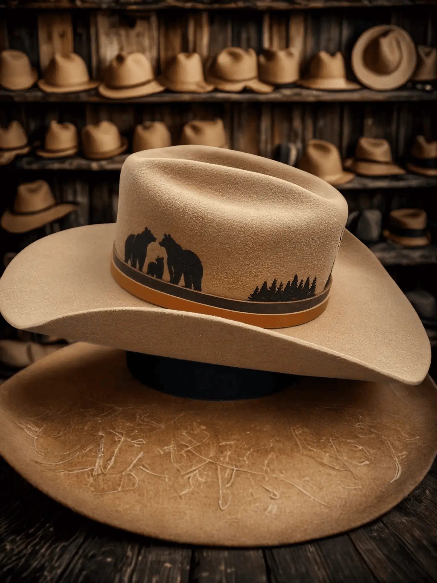 Chapeau sauvage 50X pour dompter les prairies, couvre-visage naturel et robuste pour activités extérieures, fabriqué par Wilder Shop