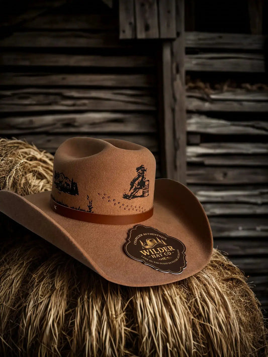 Chapeau de cowgirl Wendy Legacy 30X en feutre personnalisé pour barrel racing, avec design élégant et style authentique.